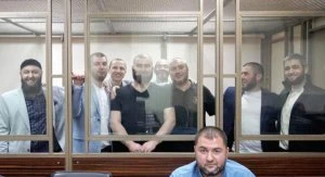 Сімох кримських татар відправили в російські тюрми