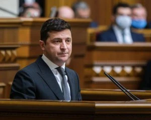 Колишні члени команди Зеленського засумнівалися у його здатності на реформи
