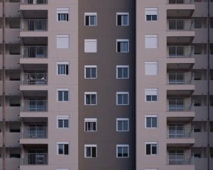 На одну квартиру претендує 10 людей: як змінилася вартість оренди житла