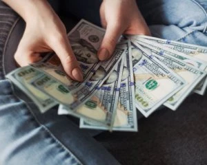 Курс долара вразив стабільністю