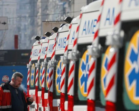 Терміново облаштовують госпіталь для хворих на коронавірус