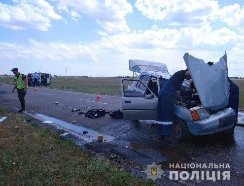 Мотоцикліст із 2 пасажирами загинули у лобовому зіткненні: фото фатальної ДТП