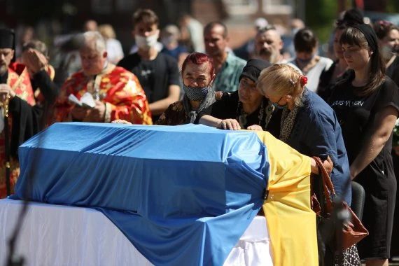 В останню путь провели 37-річного українського військового