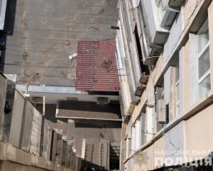 Квартирант вискочив із  24-го поверху будинку
