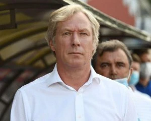 Михайличенко поступиться місцем іноземному тренеру