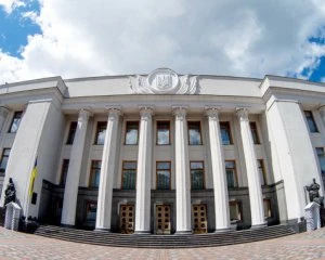 Відставка Смолія: 2 фракції - проти