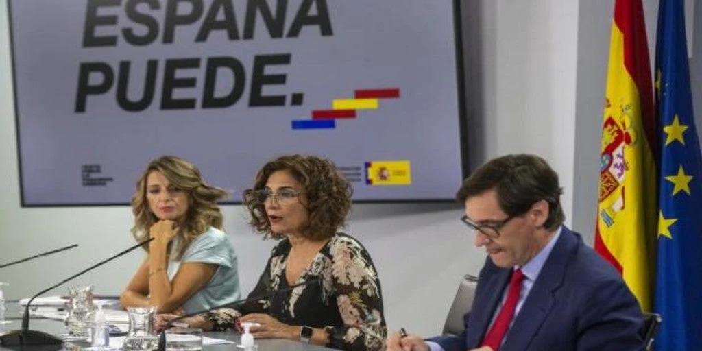 Los sindicatos insisten al Gobierno para que apruebe una baja para padres de niños en cuarentena