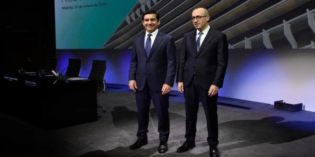 BBVA ve oportunidades de fusión en España y prevé reanudar los dividendos en 2021