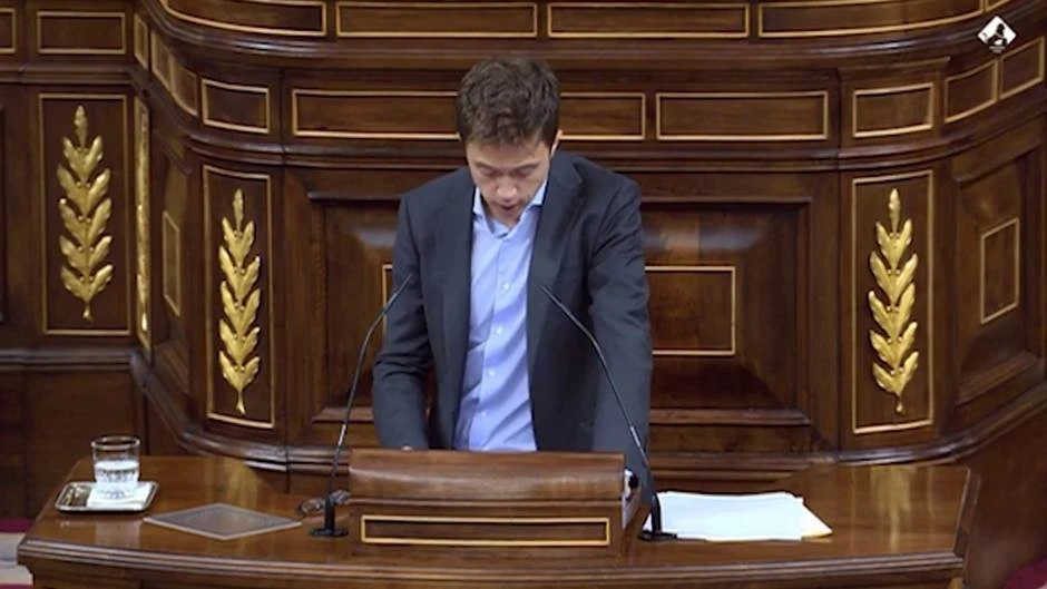 Errejón critica al Gobierno por reaccionar 