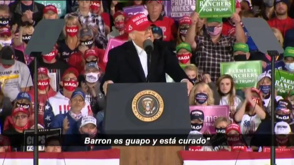 Trump asegura que su hijo Barron tuvo 