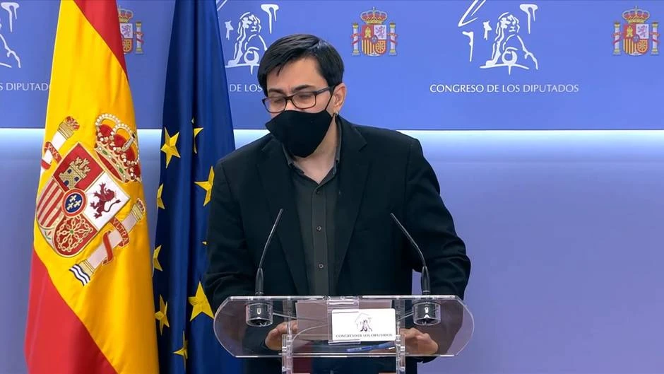 Pisarello arremete contra intentos del PP de controlar el Poder Judicial