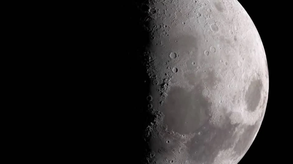 Tierra y Luna conservaron mayormente su abundancia primordial de agua