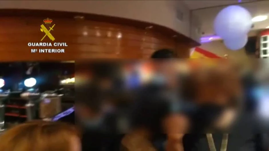 Fin de semana lleno de fiestas juveniles en locales, bares y calles de la localidad