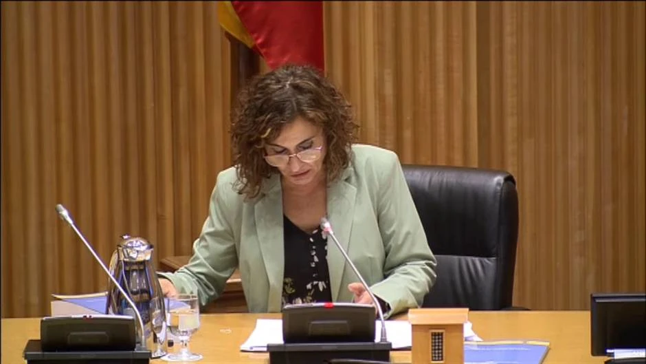 Los PGE destinarán 300 millones de euros para la equiparación de los permisos de maternidad para ambos progenitores