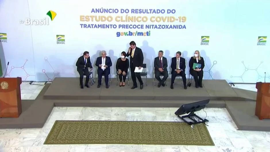 La vacuna china ensaya en Brasil sería segura