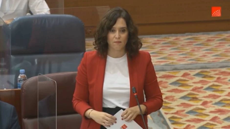 Ayuso tacha de ataque la petición de información sobre Artesolar