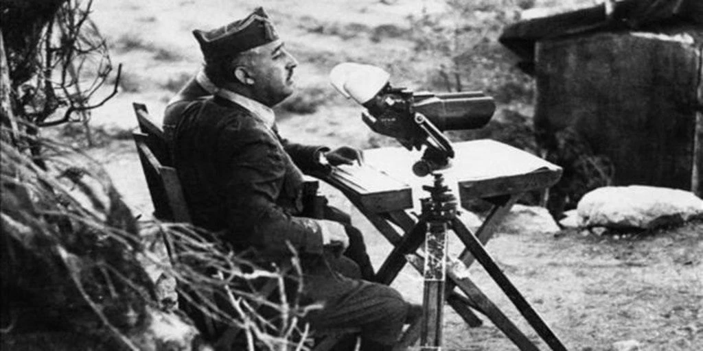 Los cinco errores que, según Franco, condenaron a Hitler a la derrota en la IIGM