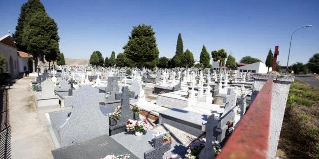 Dos heridos graves al ser atropellados en la puerta del cementerio de Ciempozuelos