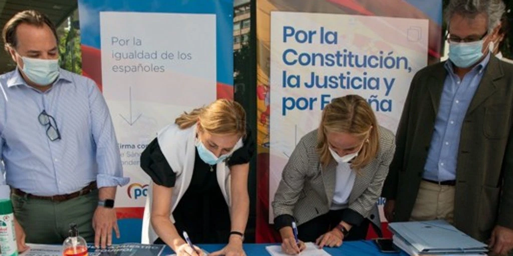 El PP vuelve a sacar mesas a la calle en toda España para llegar al medio millón de firmas contra los indultos