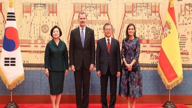 Vea en directo la recepción y la cena de S.M. los Reyes con el Presidente de la República de Corea