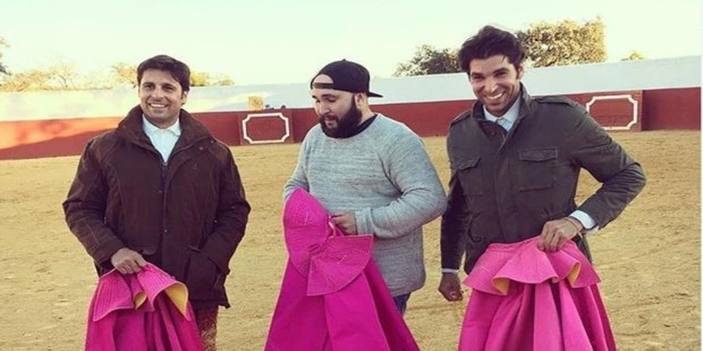 Francisco y Cayetano Rivera arropan a su hermano Kiko tras acusar a Isabel Pantoja de «ladrona» 