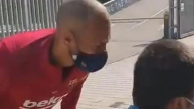 El aplaudido gesto de Braithwaite al salir del entrenamiento