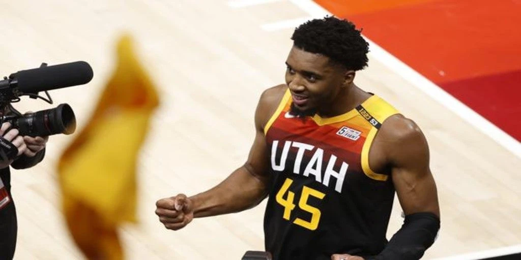 Recital ofensivo de Mitchell para Utah y los Sixers igualan su serie ante los Hawks