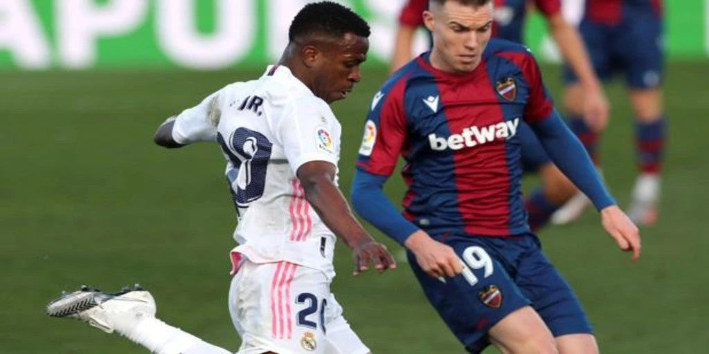 Vinicius, titular en Huesca, tiene otra oportunidad 