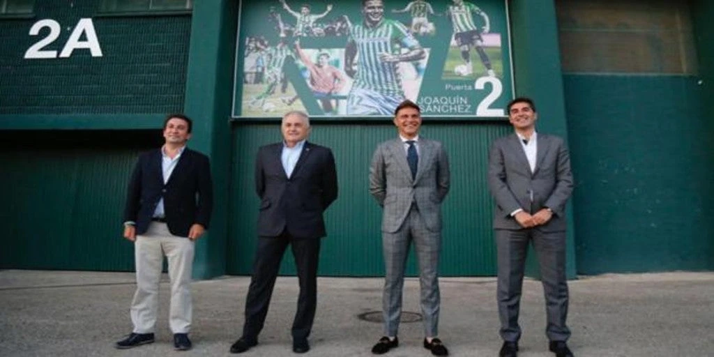 Joaquín ya tiene su propia puerta en el Villamarín