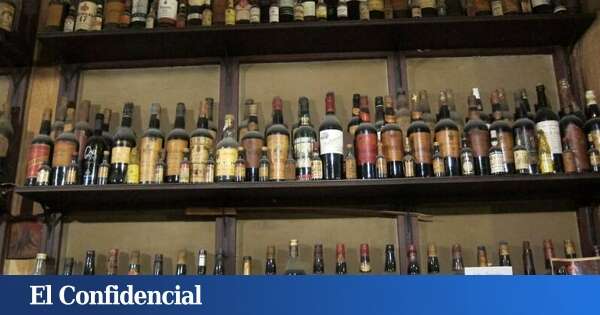 No admite propinas ni reservas: así es la mítica (y nostálgica) taberna madrileña que solo sirve jereces y está llena de encanto