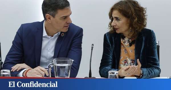 El Gobierno destina 700.000 euros para vestir a los chóferes de los coches oficiales