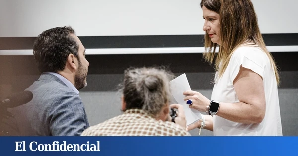 Policía, mentiras y unos informes que no llegan: así fue el 'show' de la fontanera del PSOE