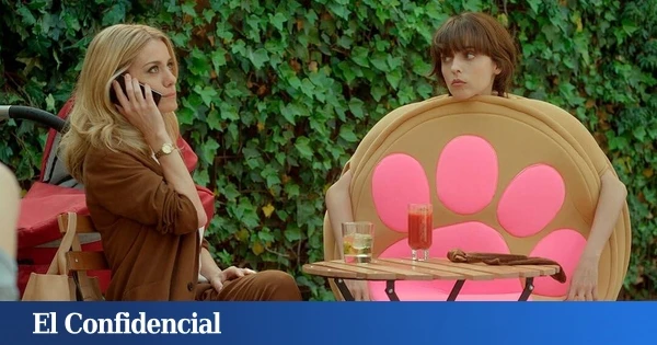Ha cumplido 10 años y la puedes ver gratis: la comedia sobre la crisis de los 30, con una icónica secuencia en Ikea