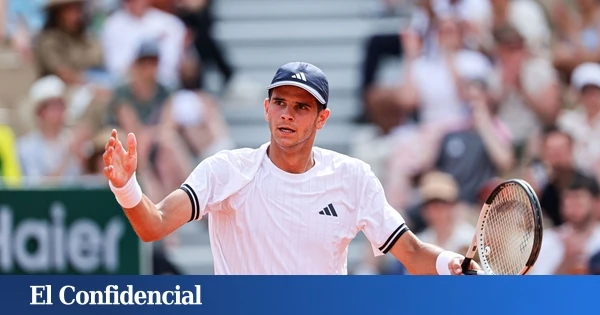 Rafa Jódar se defiende tras su polémico incidente con una recogepelotas en Roland Garros