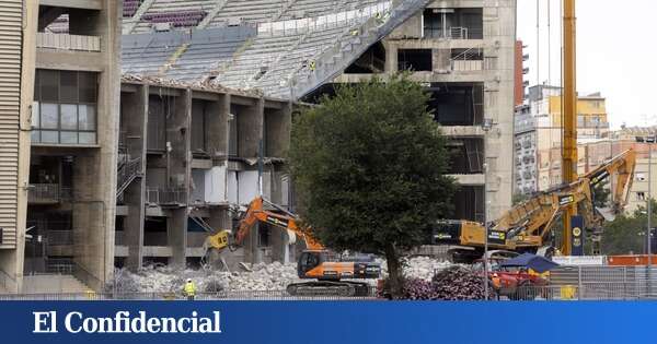 Los operarios del Camp Nou se pelean entre ellos en plena jornada laboral en la obra