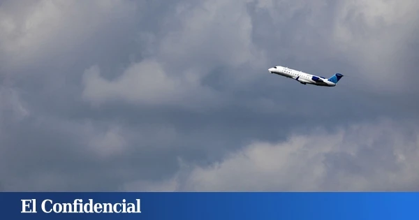 Un avión con destino a España regresa a EEUU por un dispositivo Bluetooth llamado 'bomba'