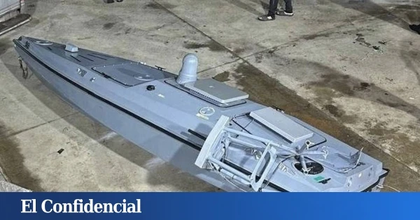 Pescadores turcos encuentran una 'lancha' ucraniana y la remolcan a puerto: al abrirla, descubrieron que era una bomba de relojería