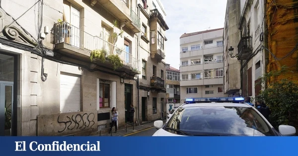 Detenido un joven de 19 años en Vigo tras amenazar a su madre y romper la puerta de su vivienda para acceder
