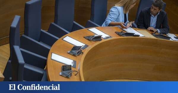 Vox vota con el PP al nuevo director de Antifraude y da un toque a Mazón con el Plan Simplifica