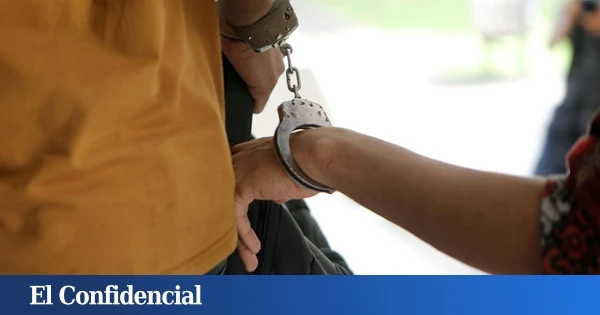 Detenido por agresión sexual y grabar vídeos en el baño femenino del mercado de Tarragona
