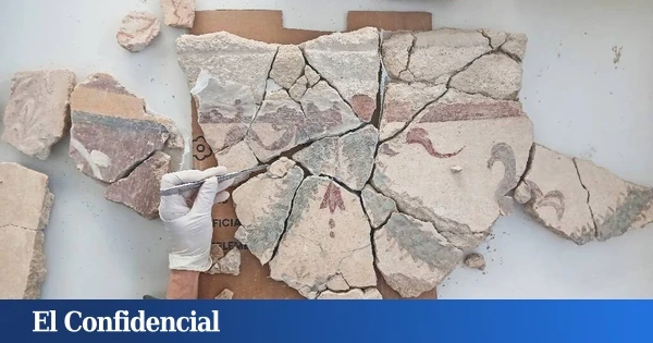 Hallados en Villajoyosa 4.000 fragmentos de pinturas murales de la época romana