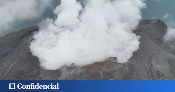 Cuando los soldados españoles trepaban un volcán para hacer la pólvora con la que dominar el Pacífico