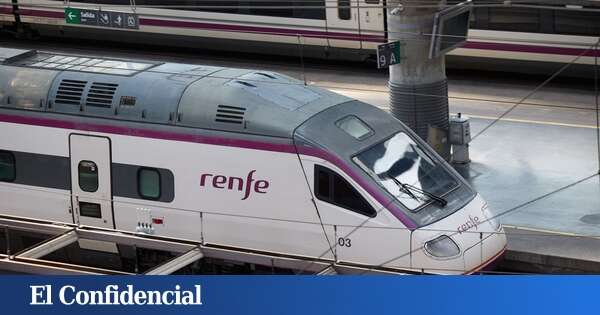 Herido un maquinista de Renfe tras caer un árbol sobre la cabina en Las Fraguas (Cantabria)