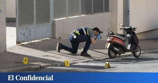 Dos familias que se querían expulsar, un subfusil y un 