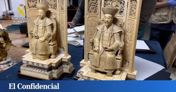 Intervenidas 54 piezas de marfil de elefante que ofertaba en internet un empresario vasco