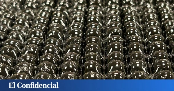 Un 'plástico de burbujas' del MIT produce agua hasta en el Valle de la Muerte sin gastar energía