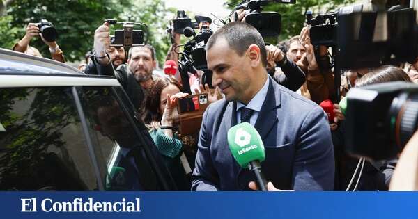 El fiscal general da por hecha su imputación por revelar secretos y ya prepara la defensa