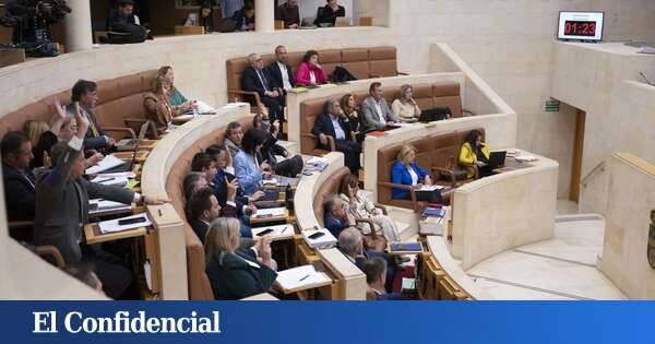 El Parlamento de Cantabria deroga su Ley de Memoria Histórica, marcando un giro en la política regional