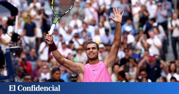 Nueva York se rinde al showman Alcaraz, que arrasa a Rinderknech para alcanzar los cuartos
