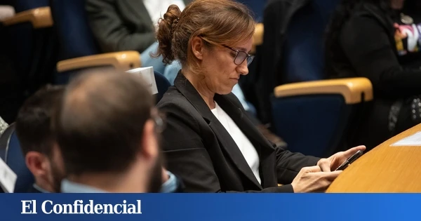 Huelga sanitaria: Mónica García se enfrenta a los médicos que azuzó contra Ayuso